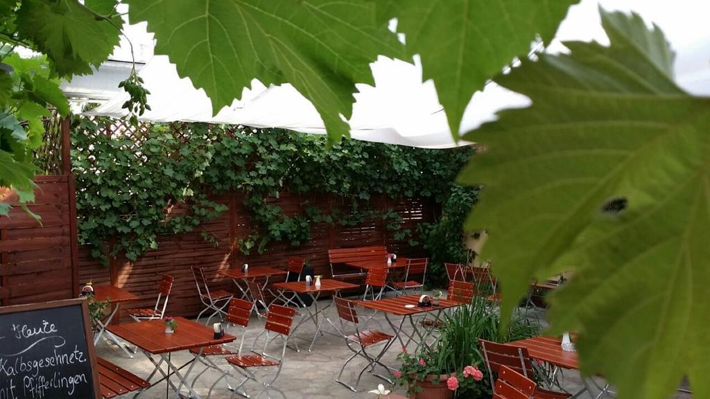 Hotel Restaurant Ruppert Walluf ภายนอก รูปภาพ