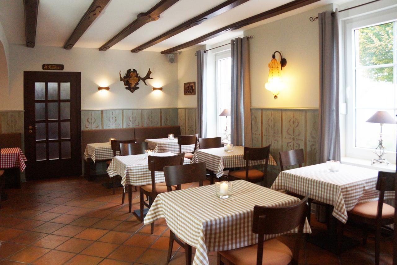 Hotel Restaurant Ruppert Walluf ภายนอก รูปภาพ