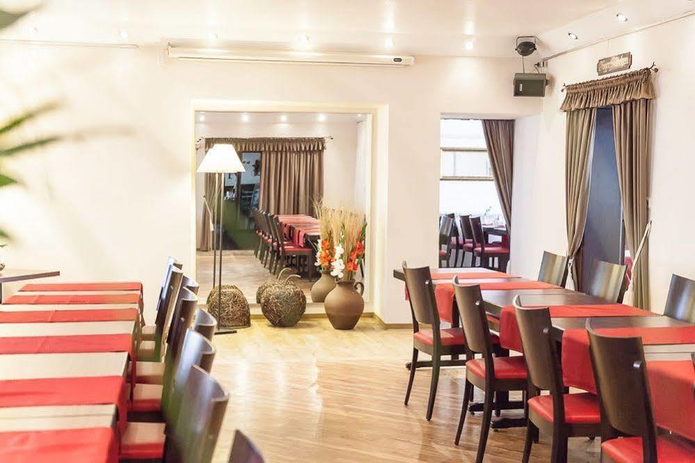 Hotel Restaurant Ruppert Walluf ภายนอก รูปภาพ